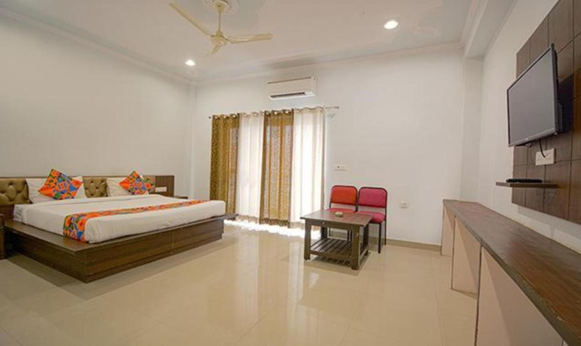 Fabhotel Yamunotri Retreat, Tapovan Risikés Kültér fotó