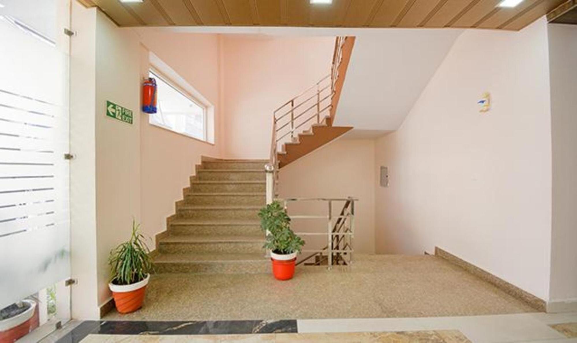 Fabhotel Yamunotri Retreat, Tapovan Risikés Kültér fotó
